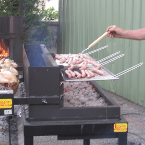 barbecue grande  capacitÇ location montbrison feur andrezieux roane loire (4)
