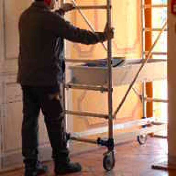 echafaudage-roulant alu 4.80 m locamat42 locatiopn montbrison -comabi-insider-color-120- (2)