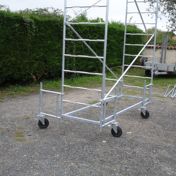 echaffaudage acier sur roue comabi junior 250 5.30m (2)