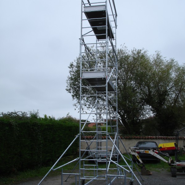 echaffaudage acier sur roue comabi junior 250 7.30m (2)
