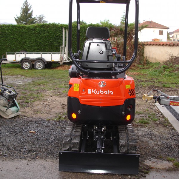 mini pelle 1.6 t (6)