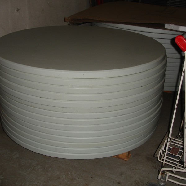 table ronde  diametre 150 152 cm 8 personnes location montbrison andrezieux feurs boen (3)