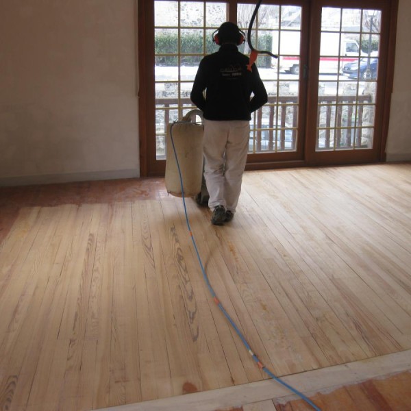 location ponceuse a parquet